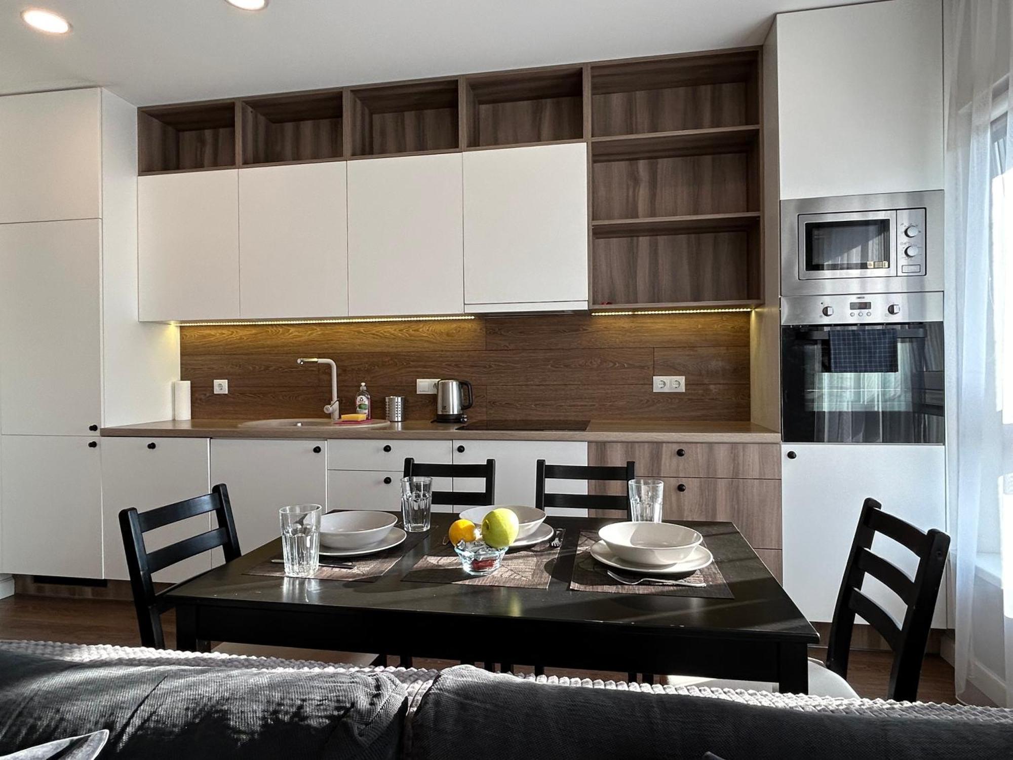 Your Home - Spacious Apartment In City Center, With Balcony & Self Check-In Vilnius Exterior photo